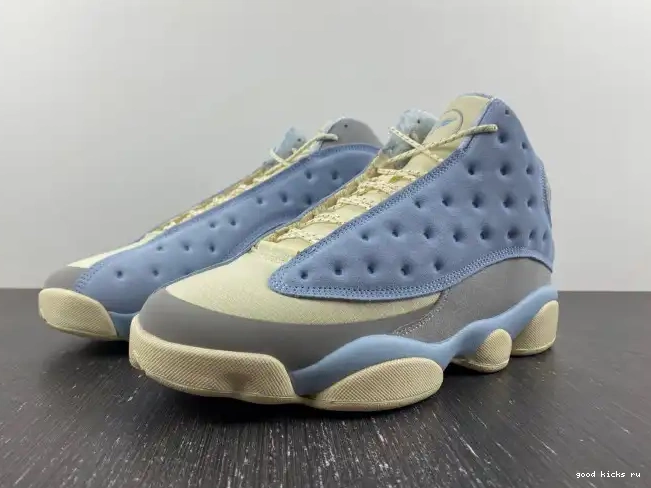 DX5763-100 SoleFly Jordan 13 Retro 0620